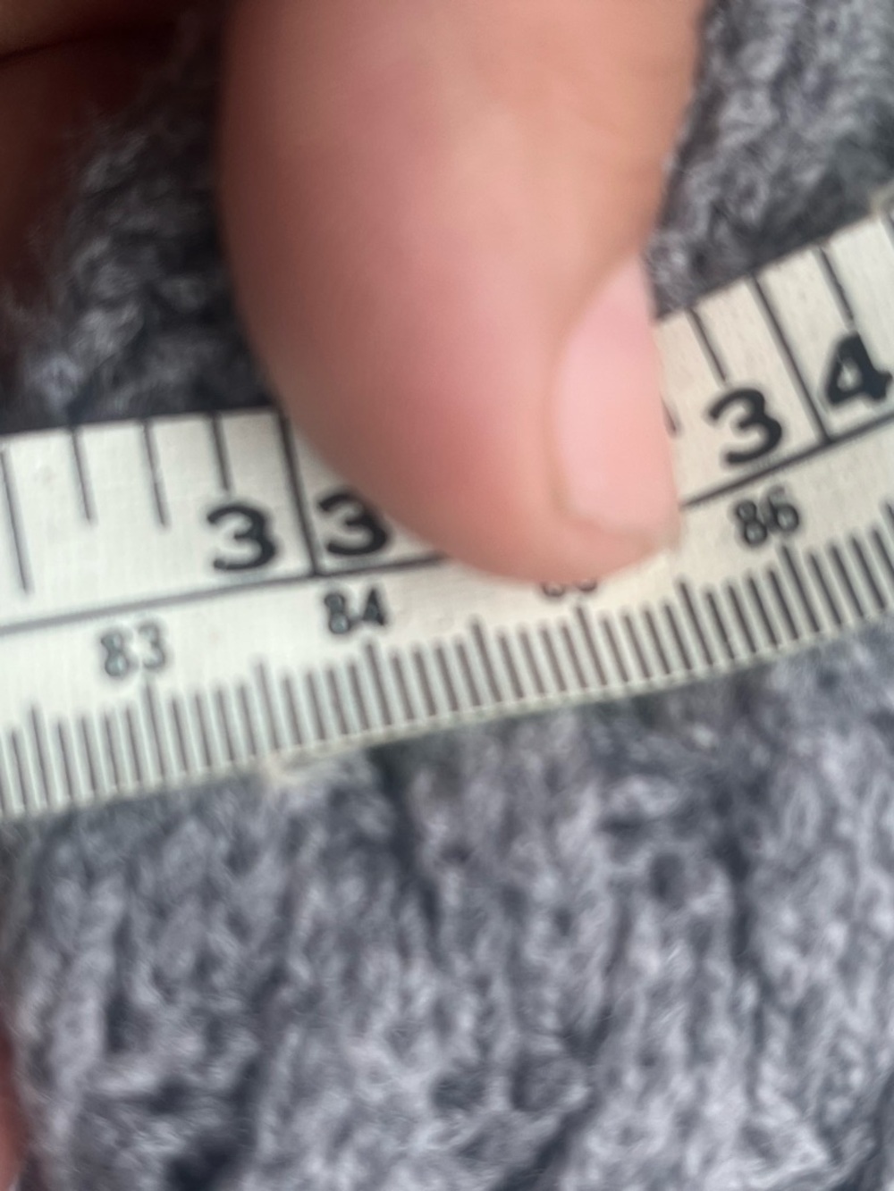 Lafayette 148 New York Light Gray V-Neck Cable Knit Sweater - Picture 4 of 7
